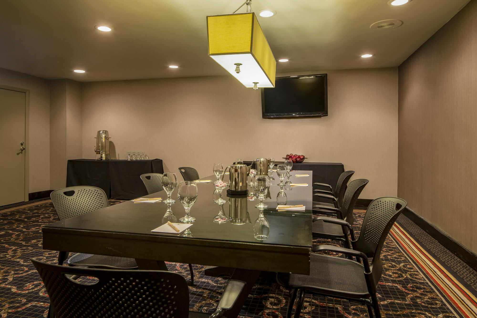 Doubletree By Hilton Hotel Raleigh - Brownstone - University Bagian luar foto