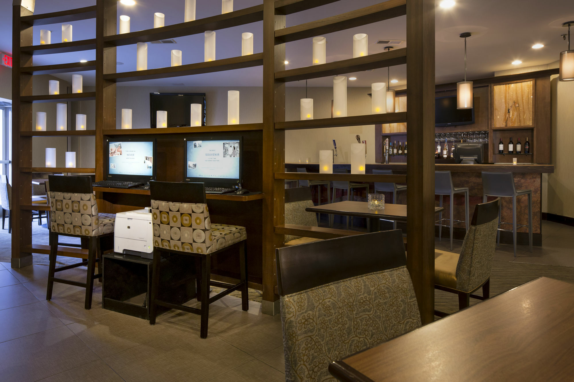 Doubletree By Hilton Hotel Raleigh - Brownstone - University Bagian luar foto